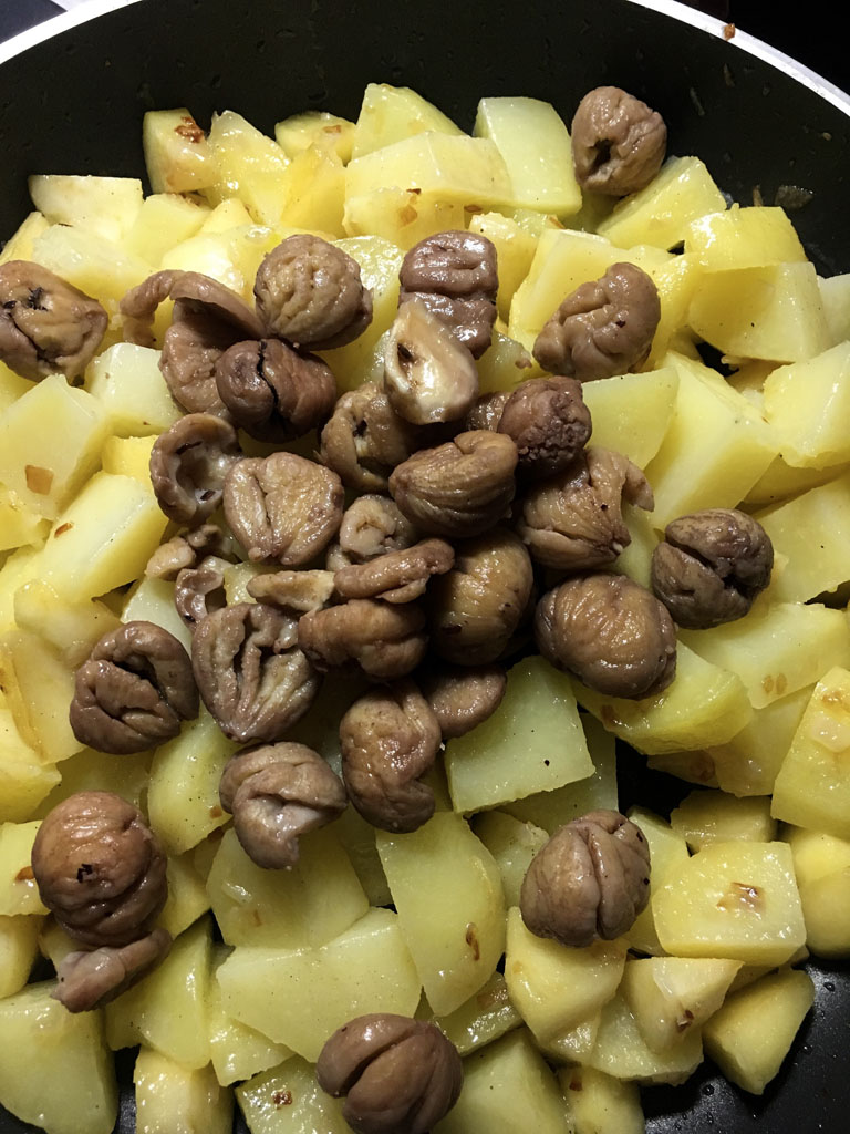 contorno di patate mele renoir e castagne aggiunta castagne