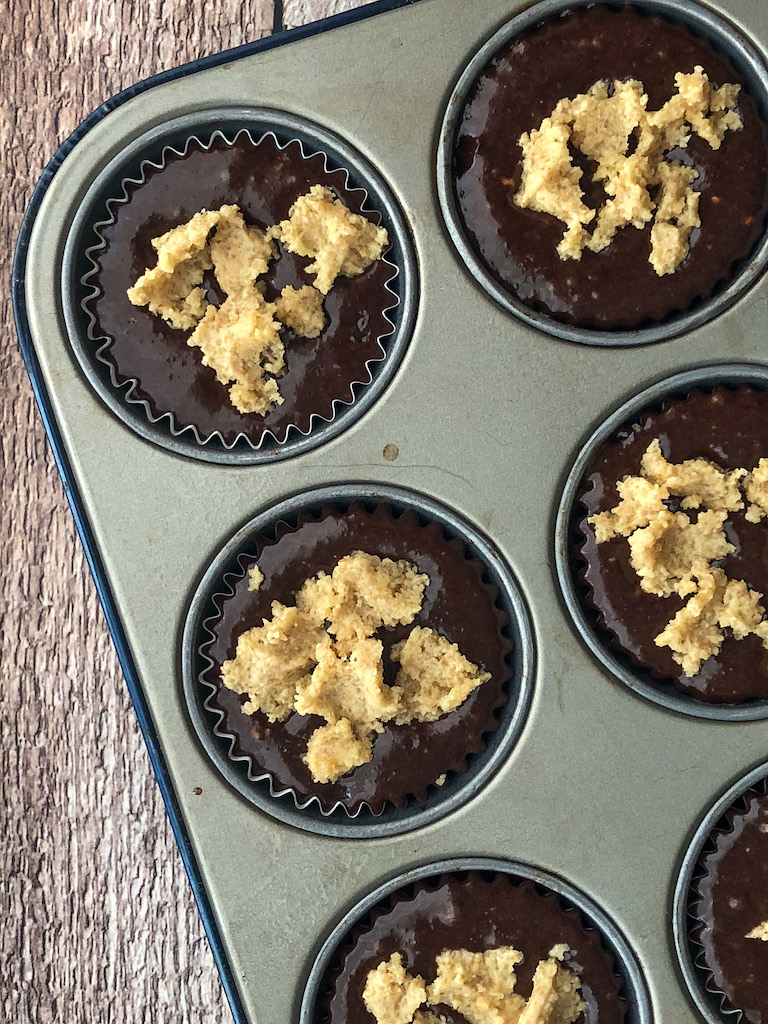 muffins al cioccolato e noci preparazione_14