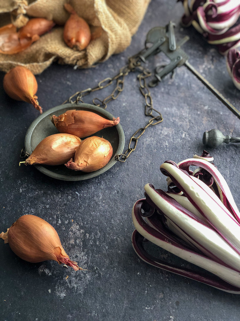 torta salata con radicchio rosso di Treviso e scalogno ingredienti_1