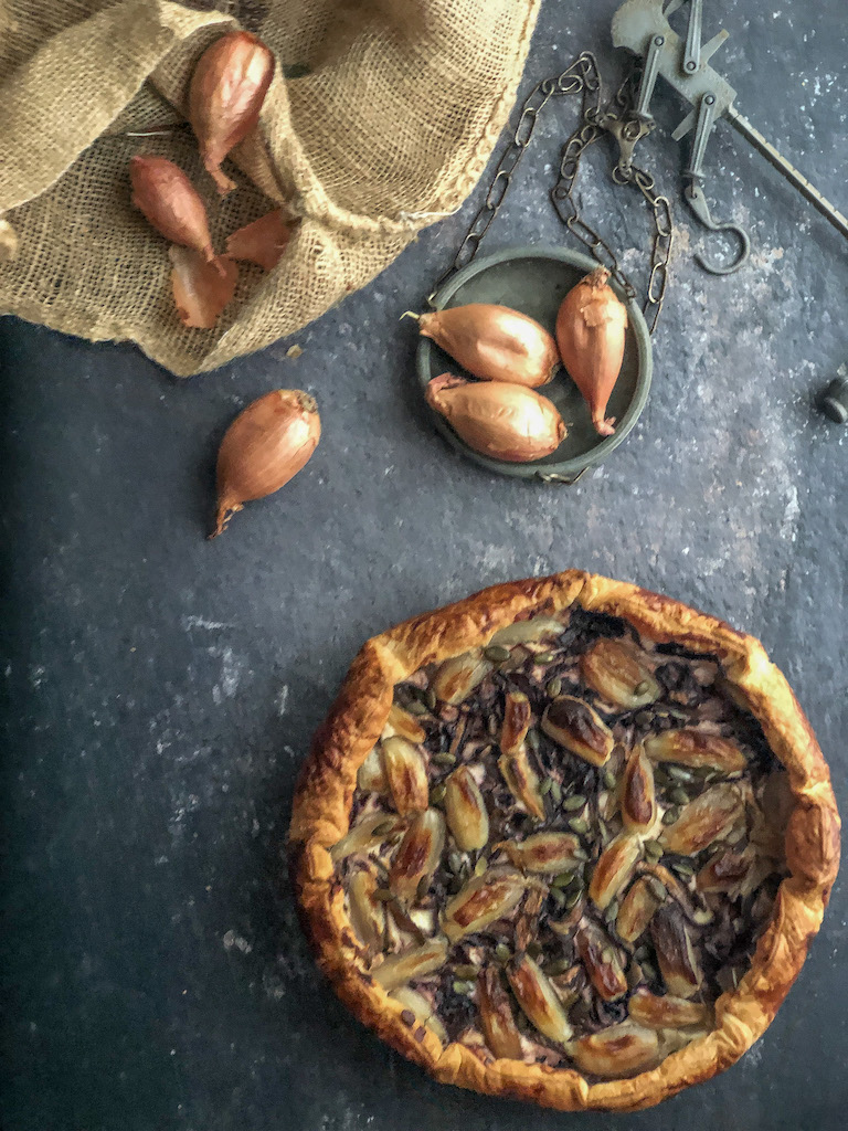 torta salata con radicchio rosso di Treviso e scalogno presentazione_3